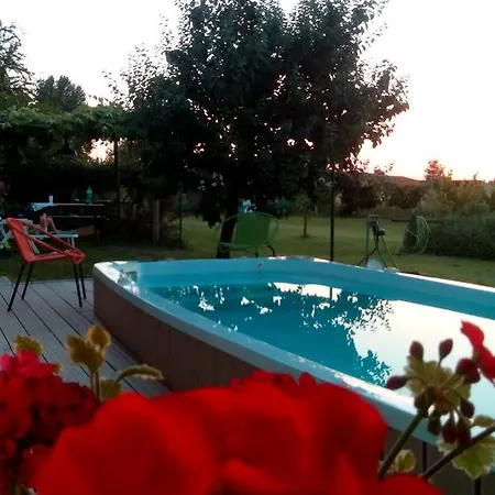 La Quercia E Il Gelso ベッド・アンド・ブレックファスト 3*