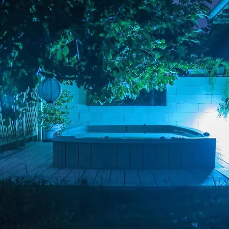 ベッド・アンド・ブレックファスト La Quercia E Il Gelso Baricella