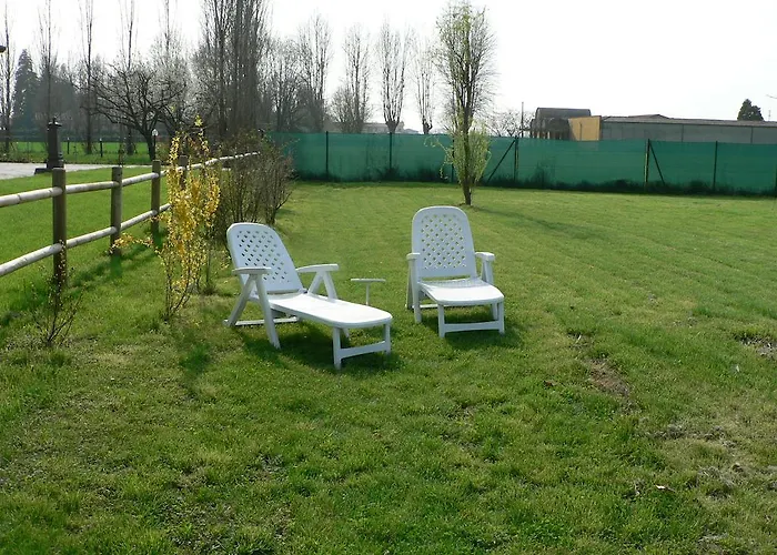 Bed & Breakfast La Quercia E Il Gelso 3*
